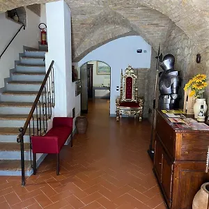 A La Casa Dei Potenti Guest house