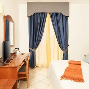 Relax 4*, Syracuse Italy